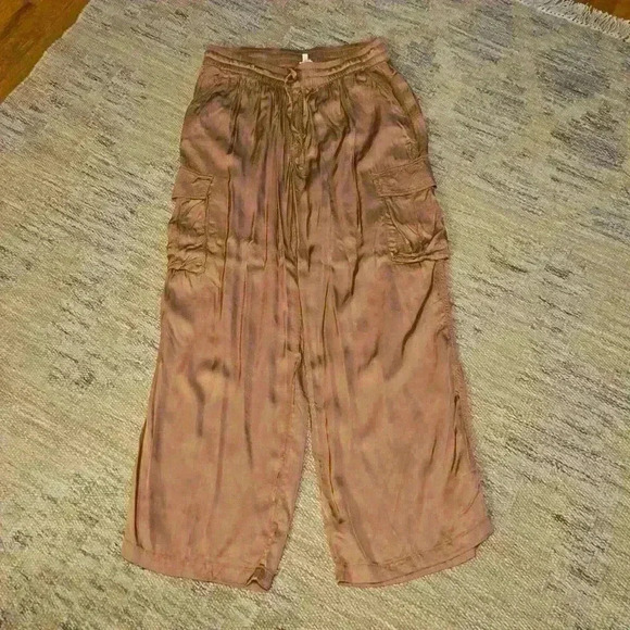 Satin Pocket Pants - Picture 1 of 6